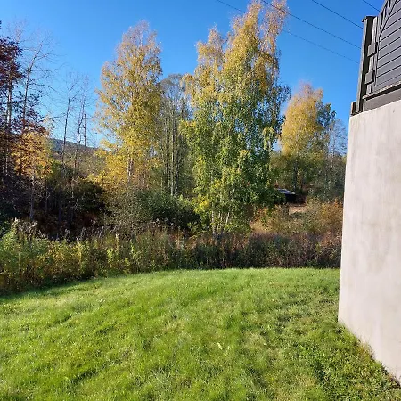 بيت ضيافة Peaceful Place هونفوس